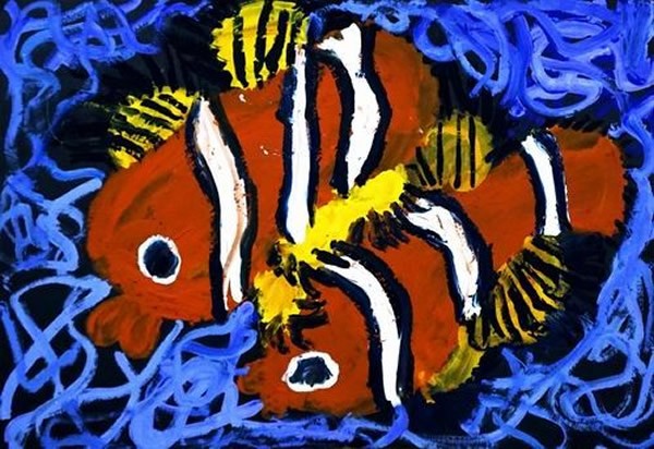 一年级海底世界儿童画水粉画获奖作品欣赏：小丑鱼