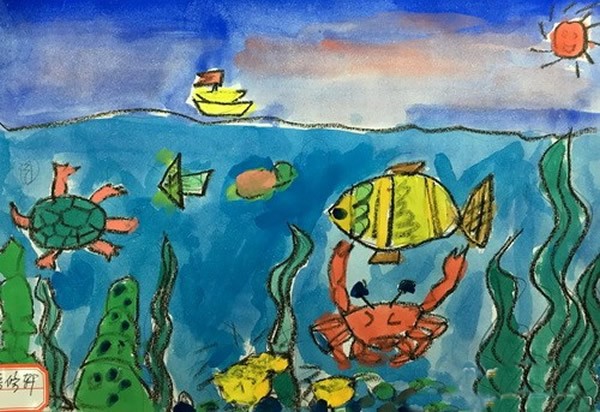 三年级小学生唯美的海底世界儿童画/水粉画图片
