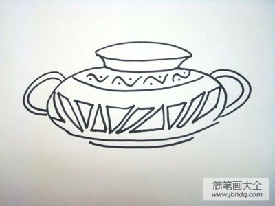 古董陶瓷花瓶简笔画