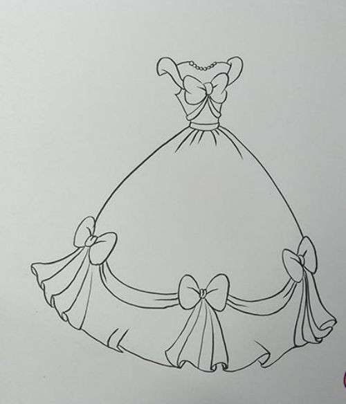 公主裙怎么画 画法图片